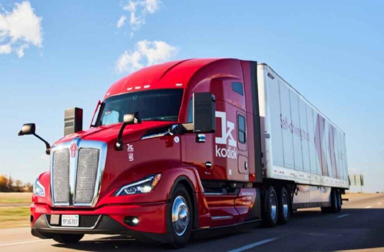 Loadsmith, Kodiak Robotics Forge 800-Truck Autonomous Deal Kodiak Autonomous Truck Deal