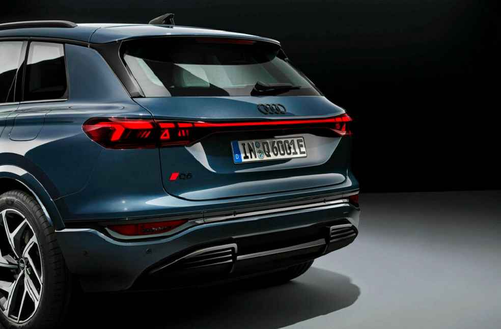 Audi Q6 e-tron _ 613km on a Single Charge _ World's First OLED Vehicle
