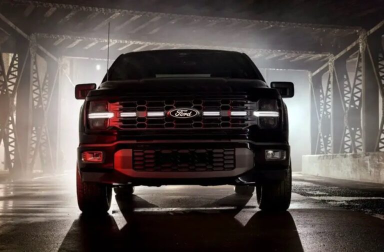 2025-Ford-F-150-Lobo