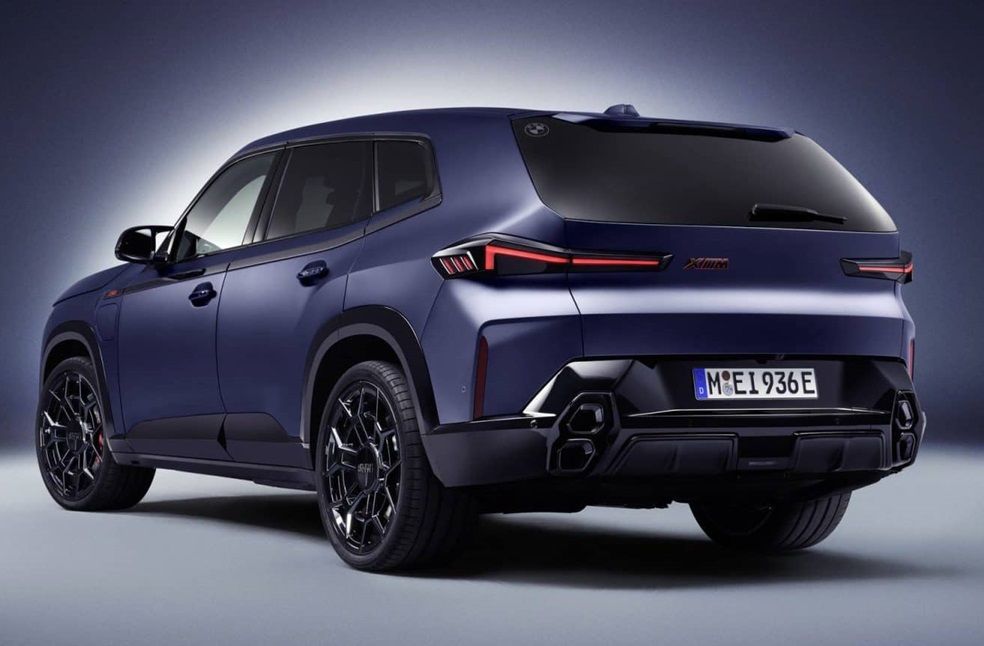 2026 BMW XM Image