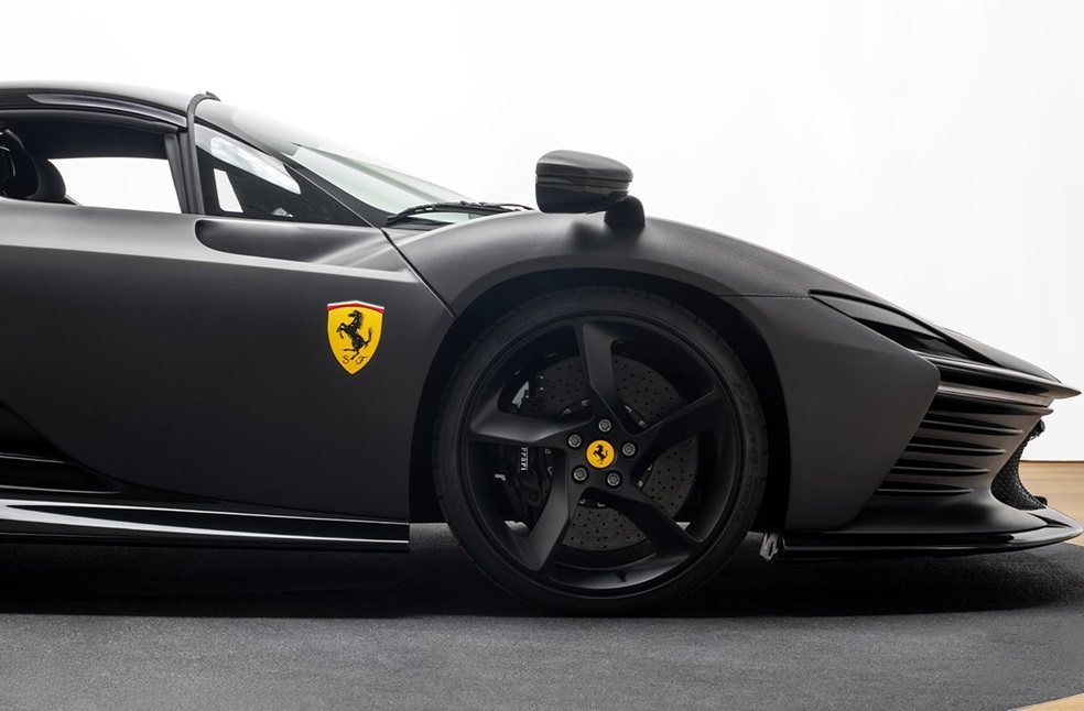 Ferrari DaytonaSP3 Image